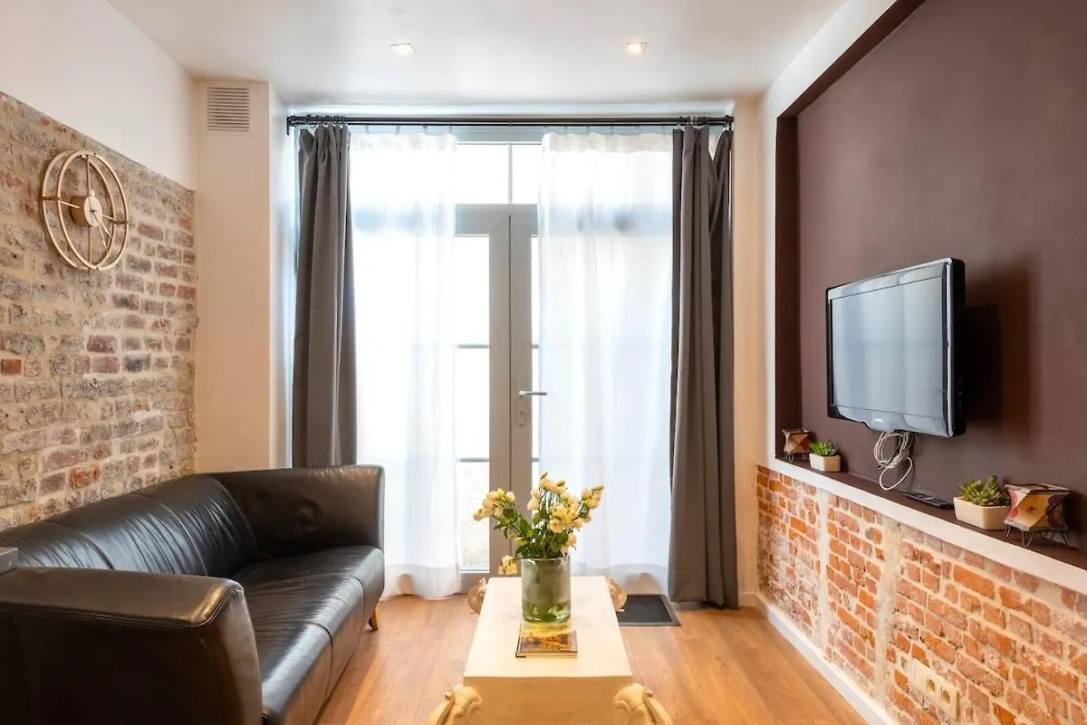 Etterbeek - Sunny Loft Studio - Eu Area 브뤼셀